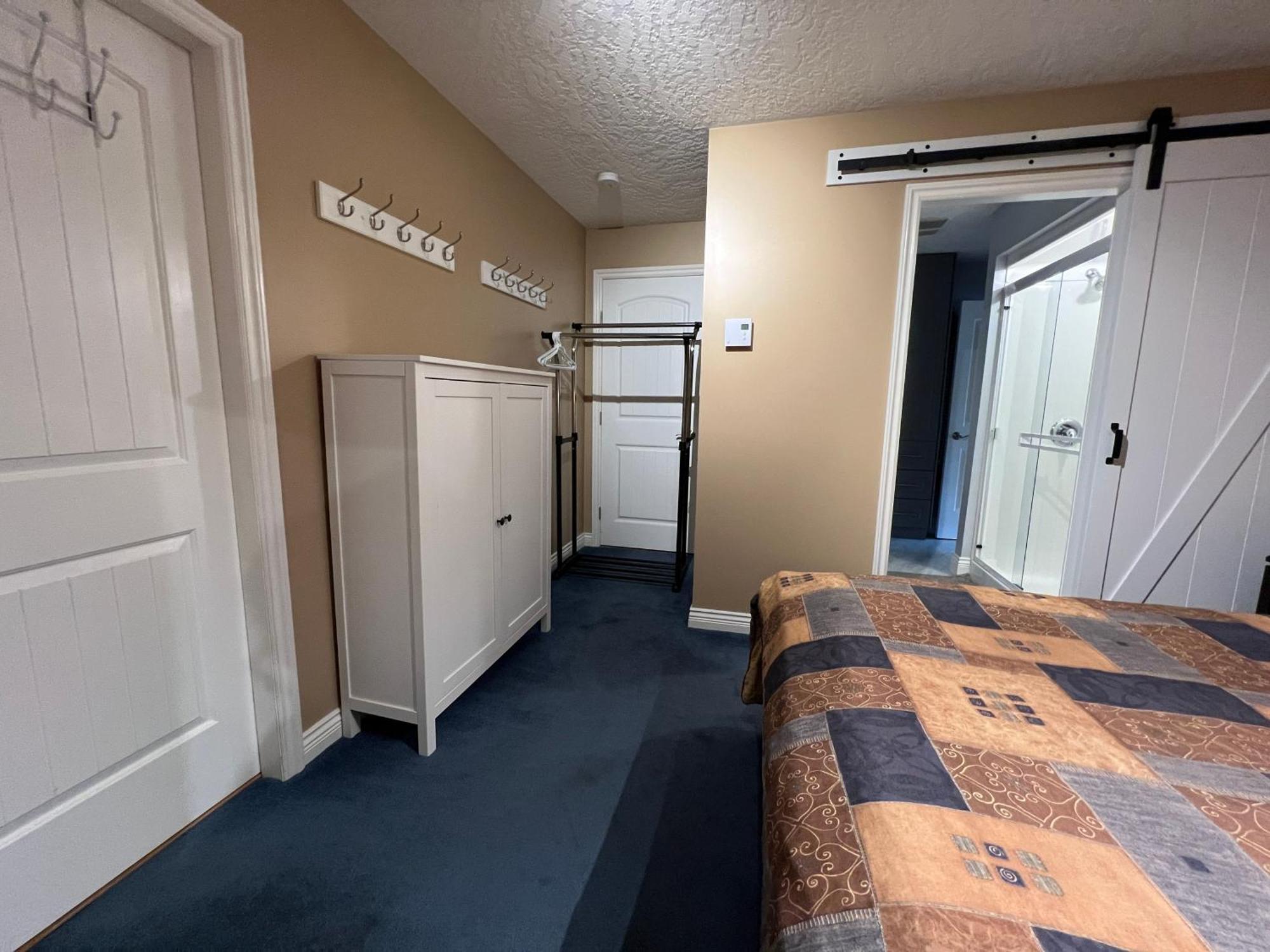Little Bear Garden View Suites-Hummingbird Royston Exterior photo
