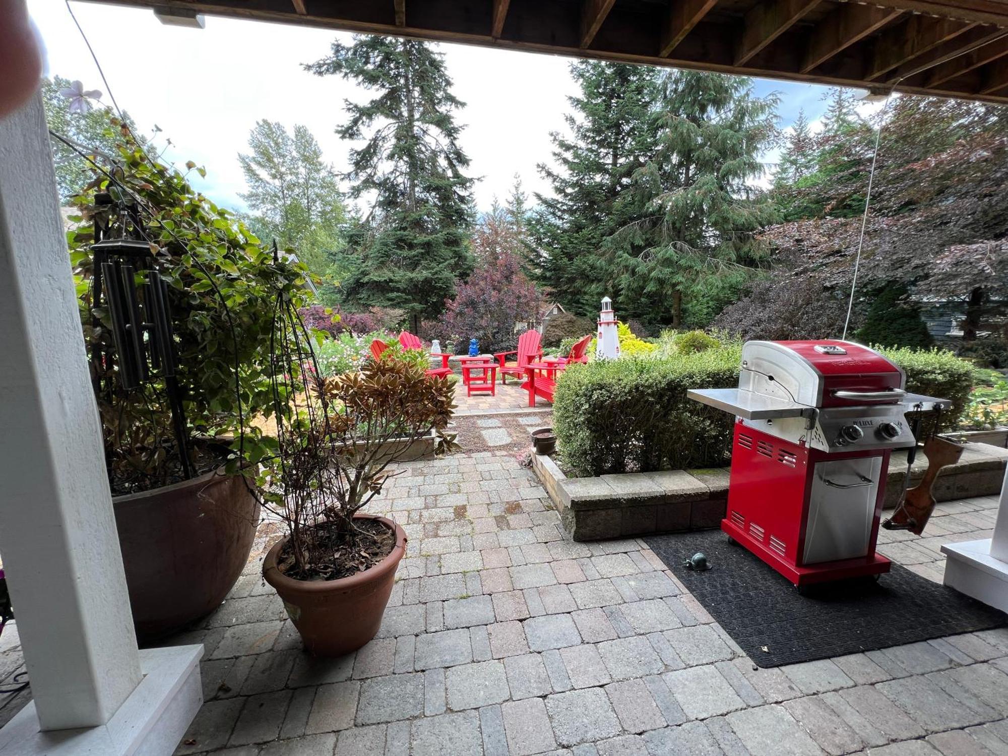 Little Bear Garden View Suites-Hummingbird Royston Exterior photo
